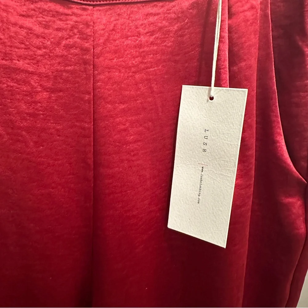 Lush Vibrant Red Women's Blazer - Picture 3 of 4